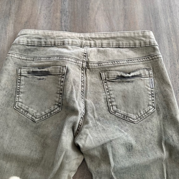 Mango Jean - Picture 10 of 10